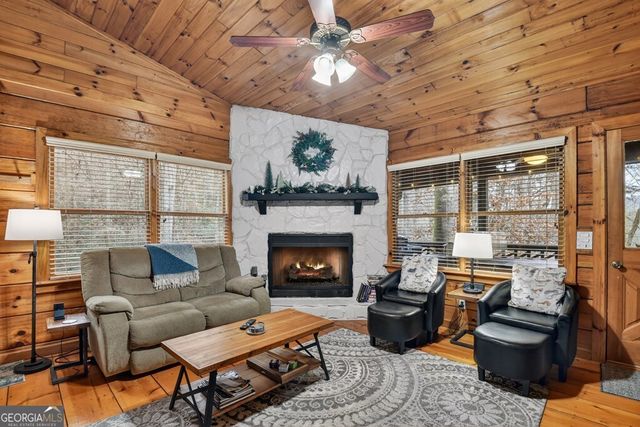 488 Jo Anne Sisson Road, Blue Ridge, GA 30513