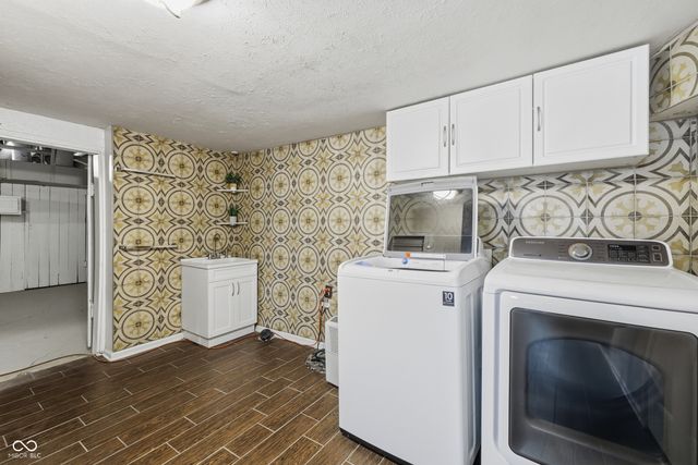 3025 N College Avenue, Indianapolis, IN 46205