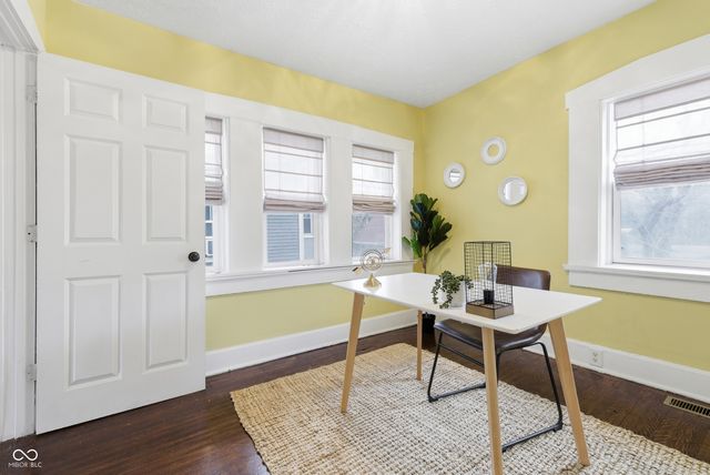 3025 N College Avenue, Indianapolis, IN 46205