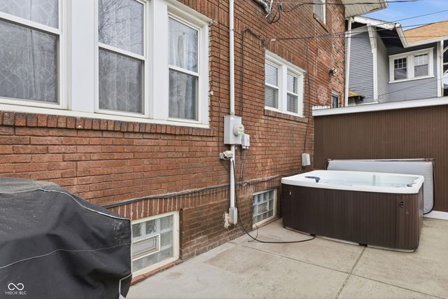 3025 N College Avenue, Indianapolis, IN 46205