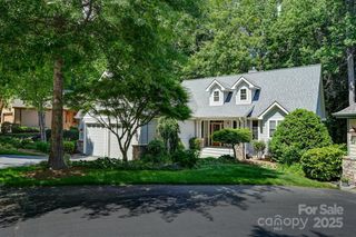 43 S Kuykendall Court, Hendersonville, NC 28739