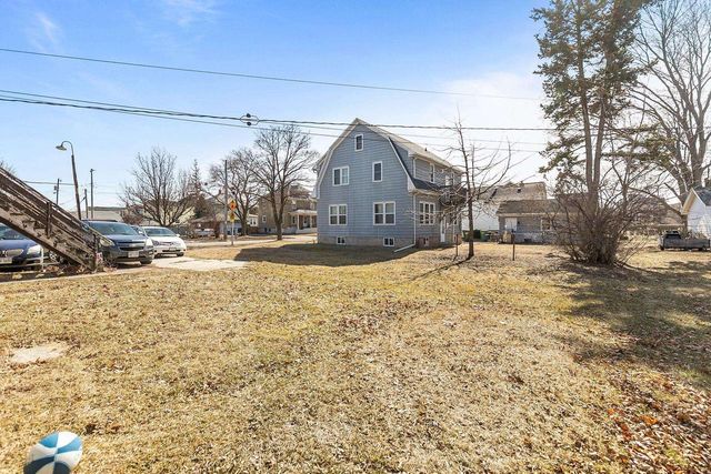 86 E JOHNSON STREET, Fond Du Lac, WI 54935