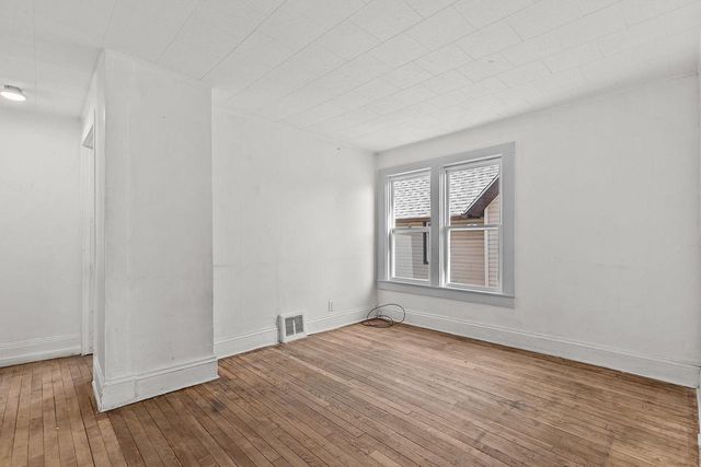 86 E JOHNSON STREET, Fond Du Lac, WI 54935