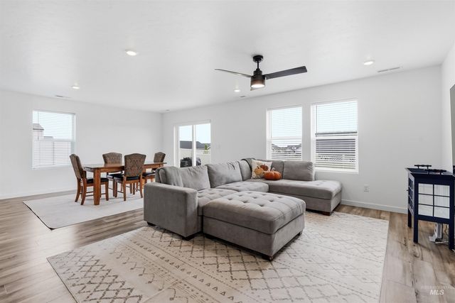 15332 Arcus Way, Caldwell, ID 83607