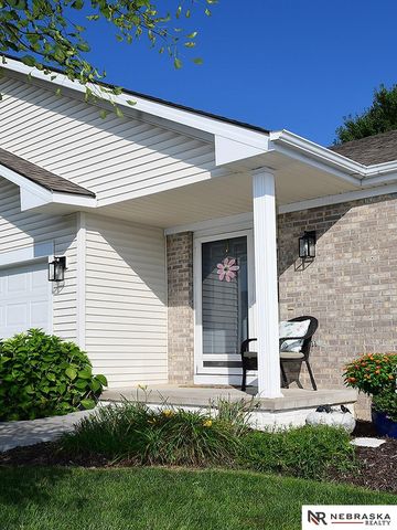 16332 Erskine Street, Omaha, NE 68116