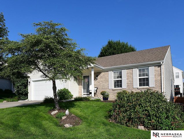 16332 Erskine Street, Omaha, NE 68116