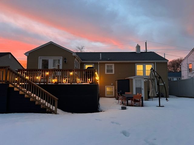 10 Cedarcrest Cir, Boston, MA 02132