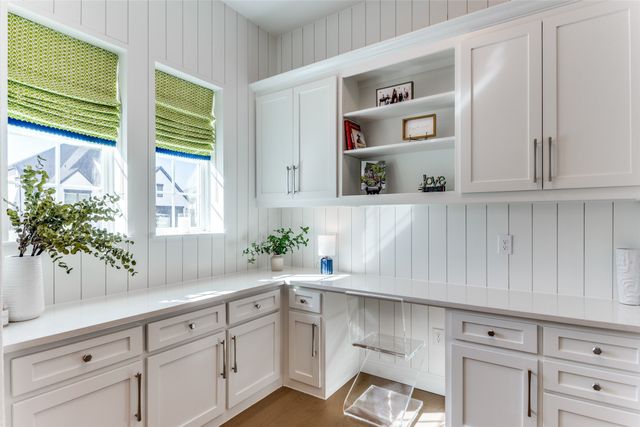 2228 Sandrellan Street, Fort Worth, TX 76008