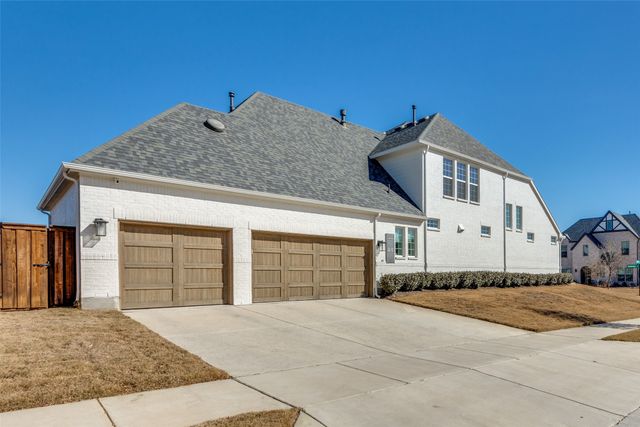 2228 Sandrellan Street, Fort Worth, TX 76008