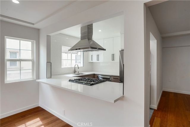 2223 Clyde Avenue, Los Angeles, CA 90016