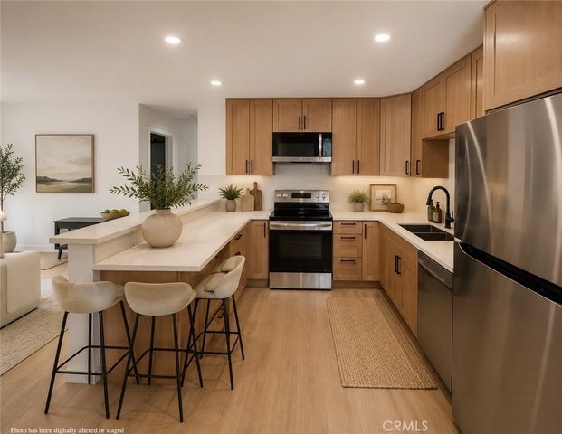 2223 Clyde Avenue, Los Angeles, CA 90016