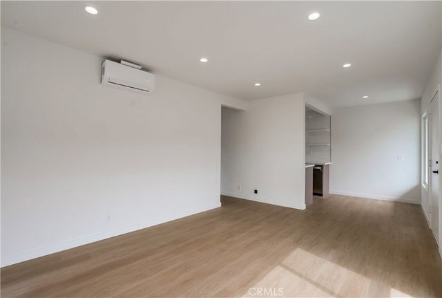 2223 Clyde Avenue, Los Angeles, CA 90016