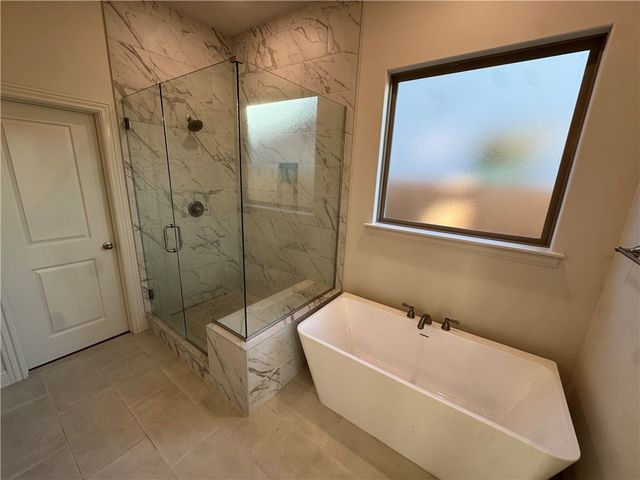 3004 S 14th Street, Rogers, AR 72758