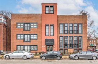 2401 S 12th Street 206, St Louis, MO 63104