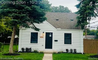 23704 Piper Avenue, Eastpointe, MI 48021