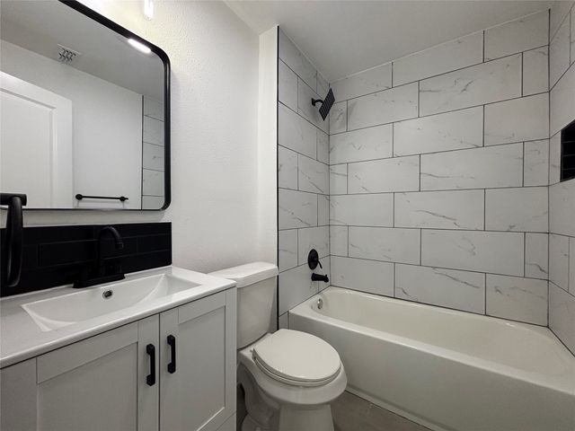 1825 Dudley Avenue, Dallas, TX 75203