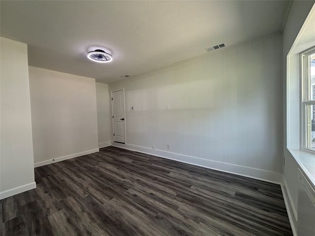 1825 Dudley Avenue, Dallas, TX 75203