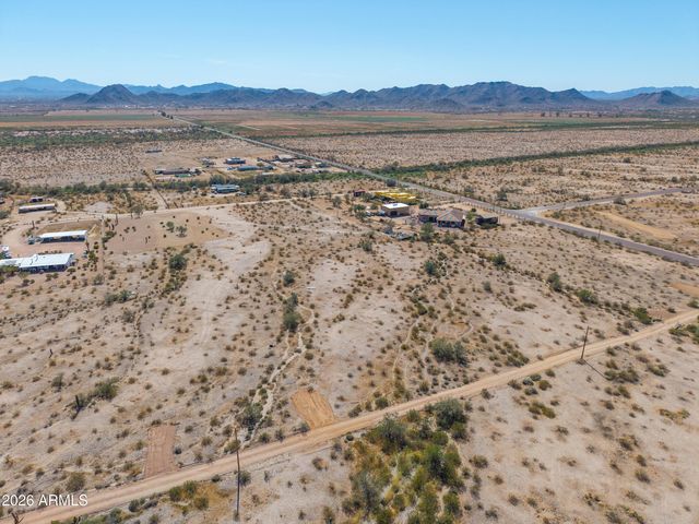 12491 N HIDDEN VALLEY B Road B, Maricopa, AZ 85139
