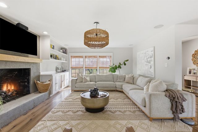 539 N Stewart Street, Jacksboro, TX 76458