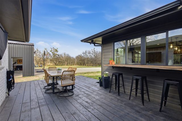 539 N Stewart Street, Jacksboro, TX 76458