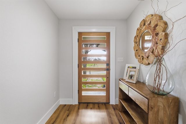 539 N Stewart Street, Jacksboro, TX 76458