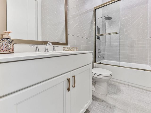 412 Falling Water Avenue, Woodstock, GA 30189