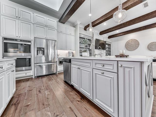 412 Falling Water Avenue, Woodstock, GA 30189