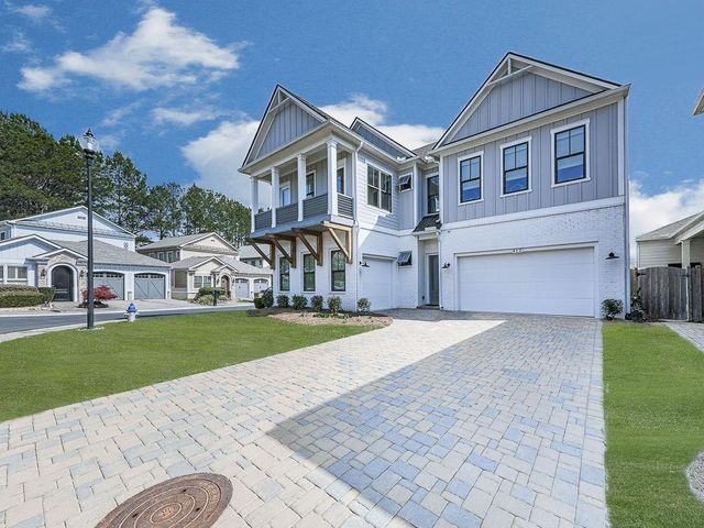 412 Falling Water Avenue, Woodstock, GA 30189