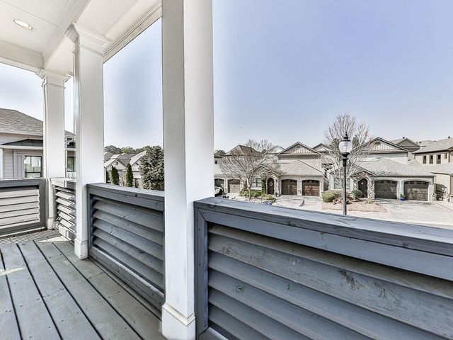 412 Falling Water Avenue, Woodstock, GA 30189