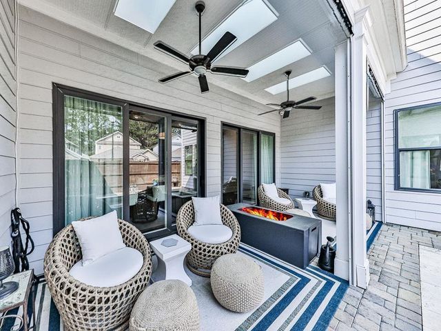 412 Falling Water Avenue, Woodstock, GA 30189