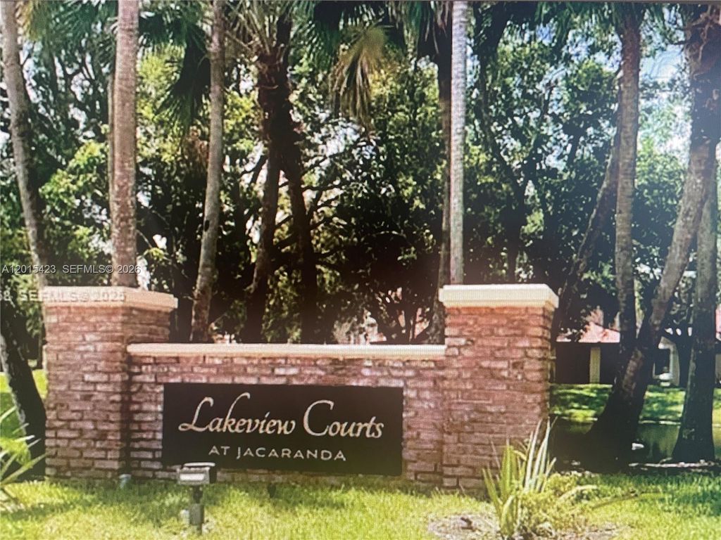 9049 W Sunrise Blvd, Plantation, FL 33322