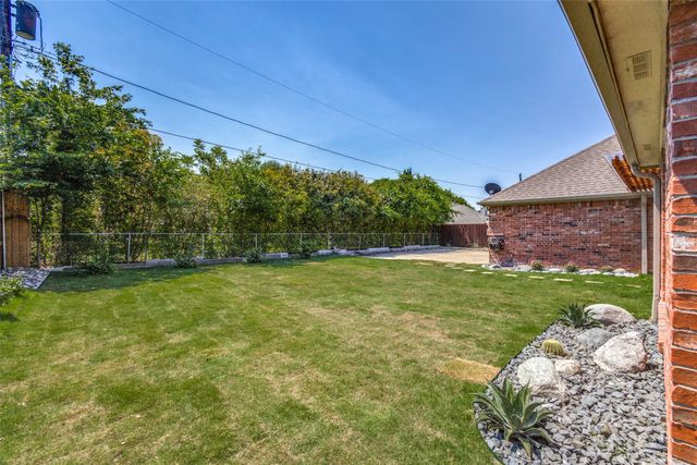 19122 Windmill Lane, Dallas, TX 75252