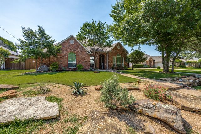19122 Windmill Lane, Dallas, TX 75252