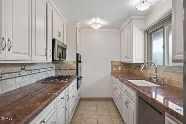 2273 Camilar Drive, Camarillo, CA 93010