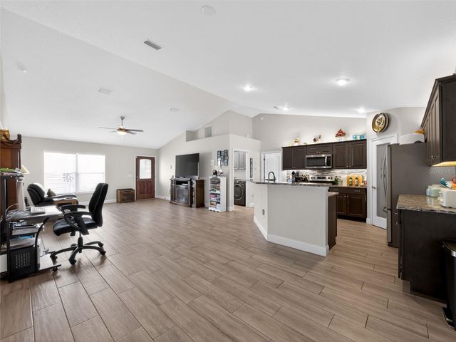 854 FISHER ROAD, Ocklawaha, FL 32179