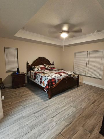 854 FISHER ROAD, Ocklawaha, FL 32179