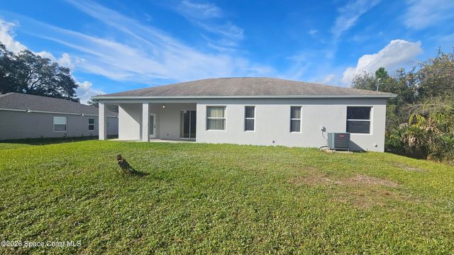 1024 Westport Street SE, Palm Bay, FL 32909