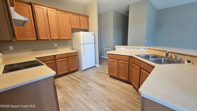 1024 Westport Street SE, Palm Bay, FL 32909