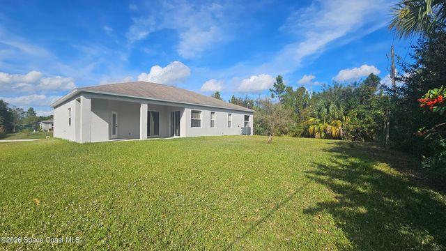 1024 Westport Street SE, Palm Bay, FL 32909