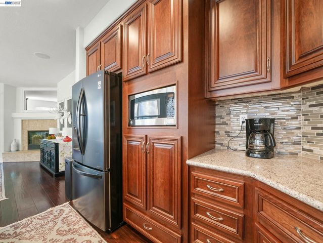 313 Bridgecreek Way, Hayward, CA 94544