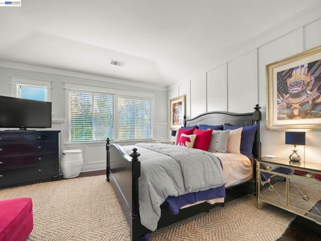 313 Bridgecreek Way, Hayward, CA 94544