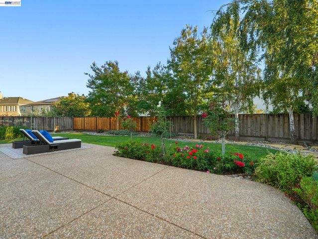 313 Bridgecreek Way, Hayward, CA 94544