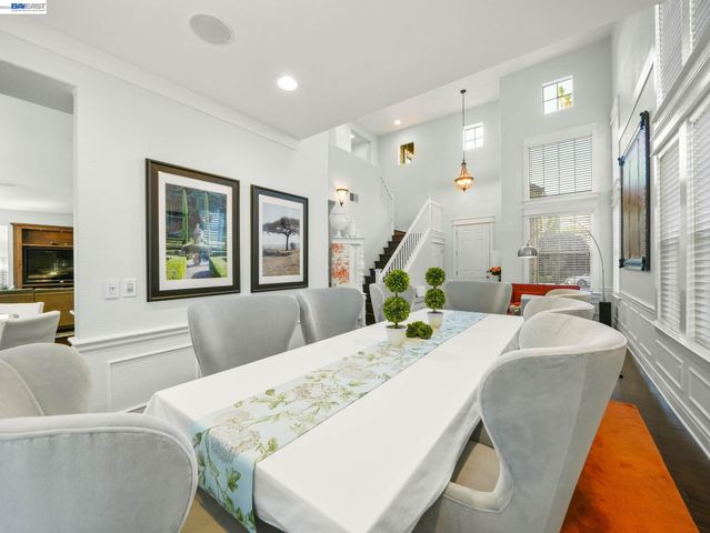 313 Bridgecreek Way, Hayward, CA 94544