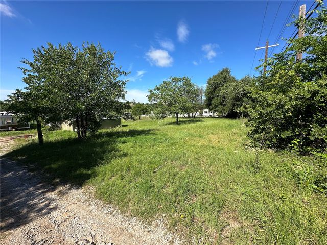 6595 W Highway 199, Springtown, TX 76082