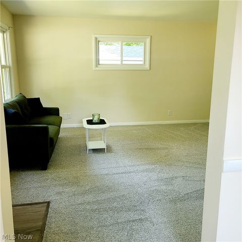 2736 Priscilla Avenue, Akron, OH 44312