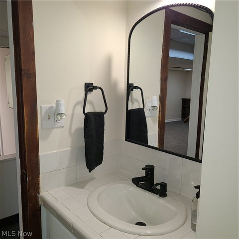 2736 Priscilla Avenue, Akron, OH 44312