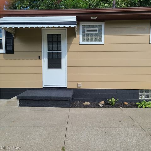 2736 Priscilla Avenue, Akron, OH 44312