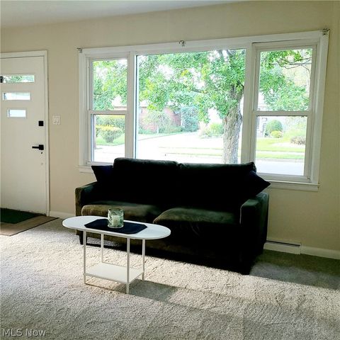 2736 Priscilla Avenue, Akron, OH 44312