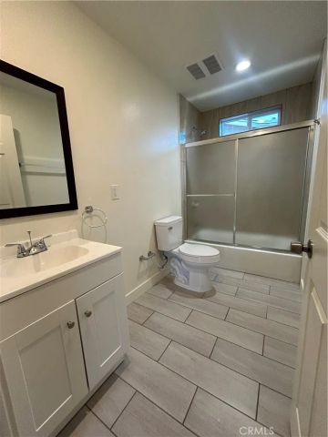 221--223 W 106th, Los Angeles, CA 90003