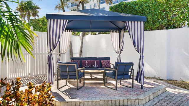 3031 N Ocean Boulevard 805, Fort Lauderdale, FL 33306